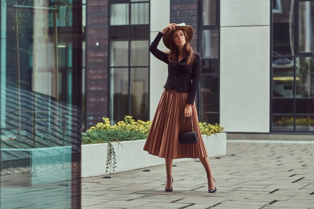 Pleated-Midi-Skirt